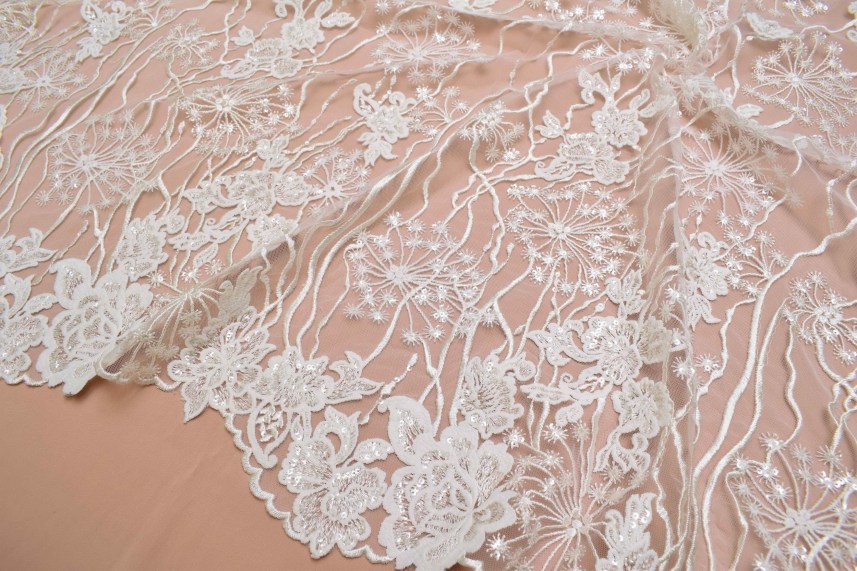 Sale: Guipure &laquo;51024&raquo